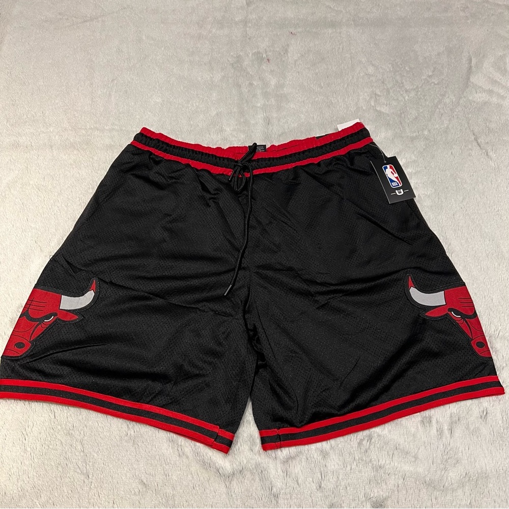 Men's Ultra Game NBA Chicago Bulls Shorts Black Red Size Medium, Large, and XL